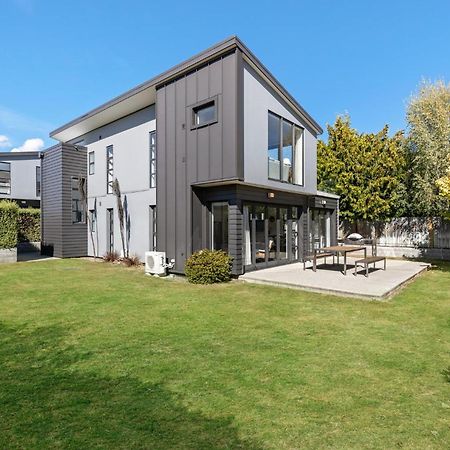 Tenby Apartments Wanaka Ngoại thất bức ảnh