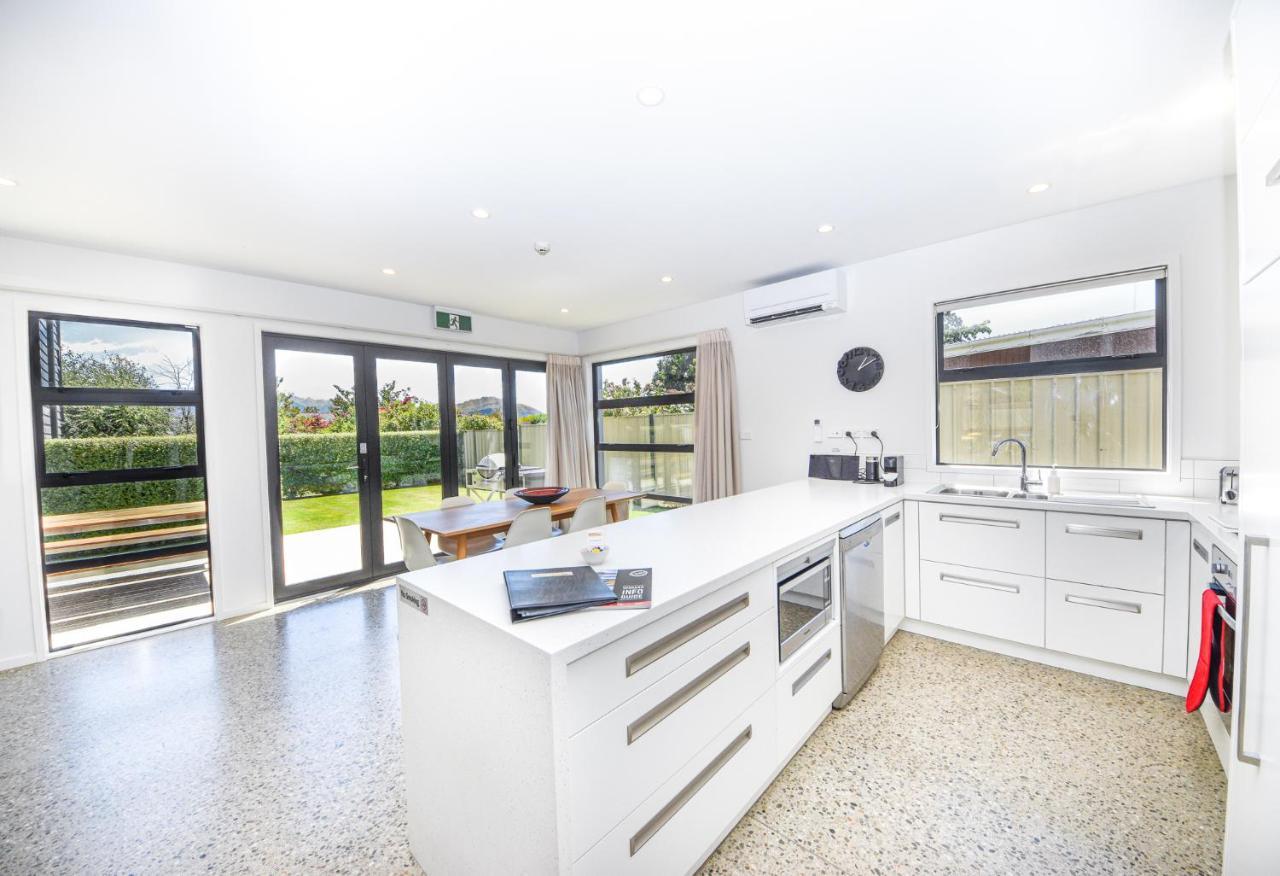 Tenby Apartments Wanaka Ngoại thất bức ảnh
