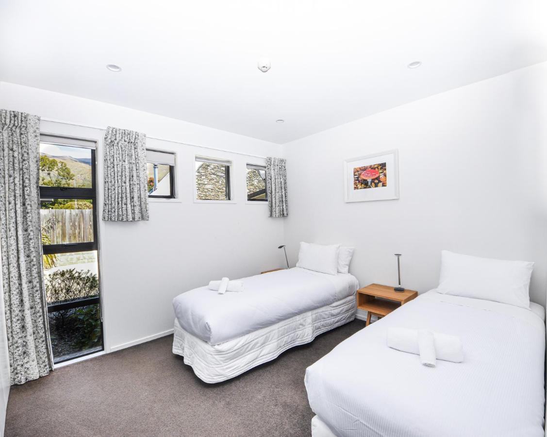 Tenby Apartments Wanaka Ngoại thất bức ảnh